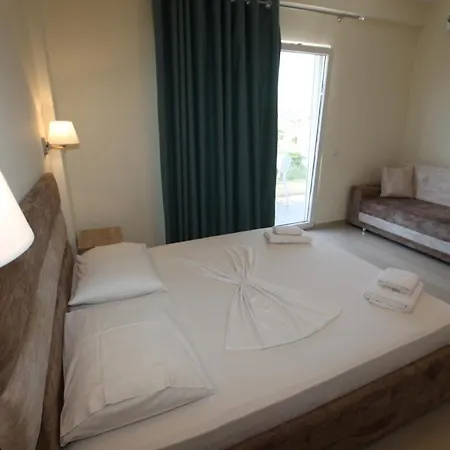 Golden Hotel